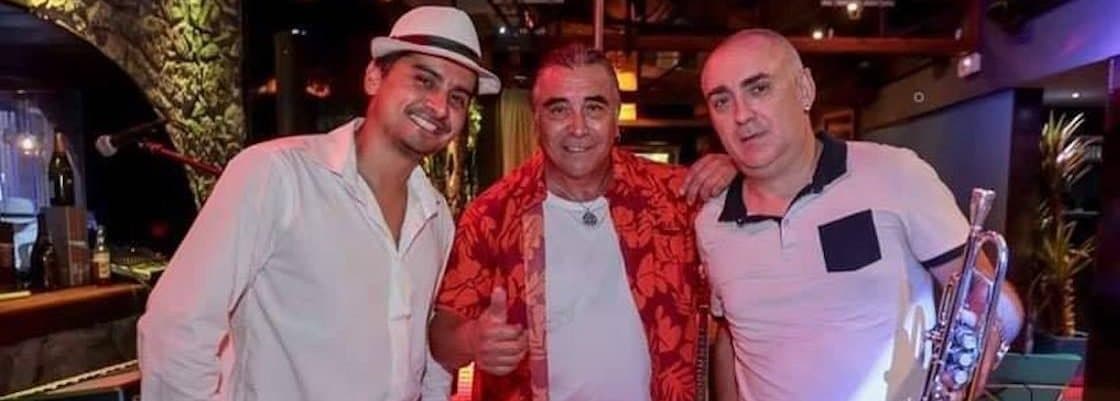 Los Chilenos Tropicales